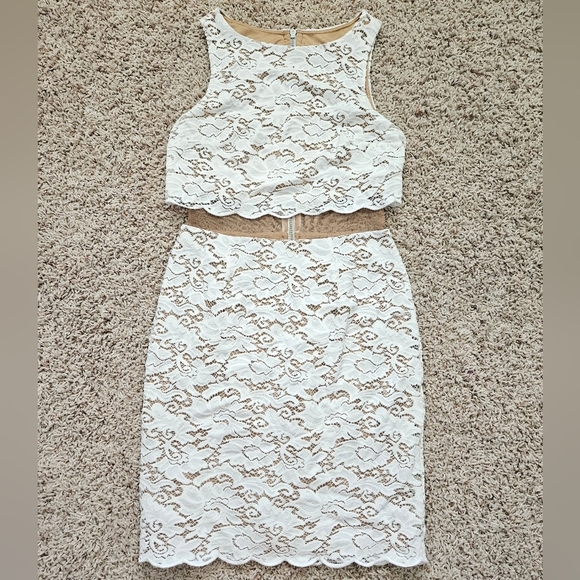 Bailey 44 White Lace Desert Moon Dress - size 4 - Picture 2 of 12